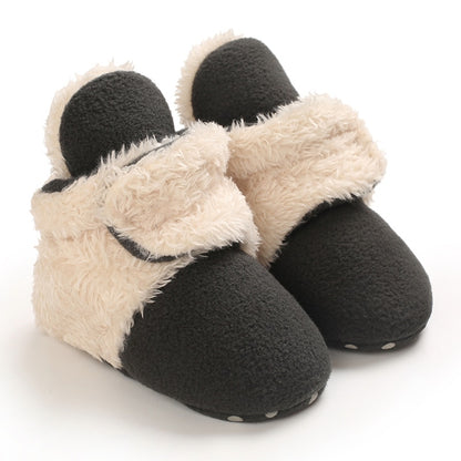 Fuzzy Baby Crib Shoes | Cozy Comfort for Little Feet in Winter itsykitschycoo