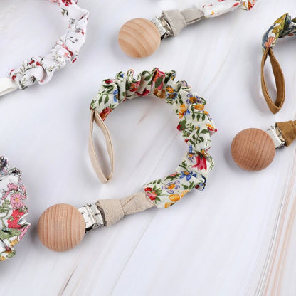 Pacifier Clips | Stylish and Practical Accessories for Your Baby itsykitschycoo