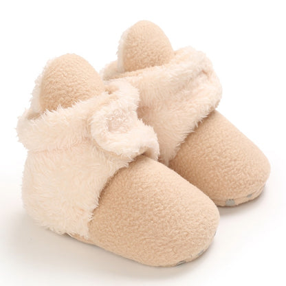 Fuzzy Baby Crib Shoes | Cozy Comfort for Little Feet in Winter itsykitschycoo